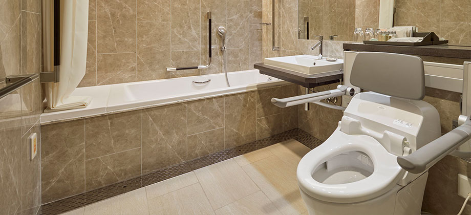 The Good Bad Of Ada Accessible Hotel Bathrooms Wheelchair Travel